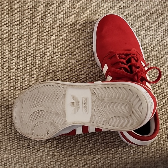 Shoes - Picture 3 of 4